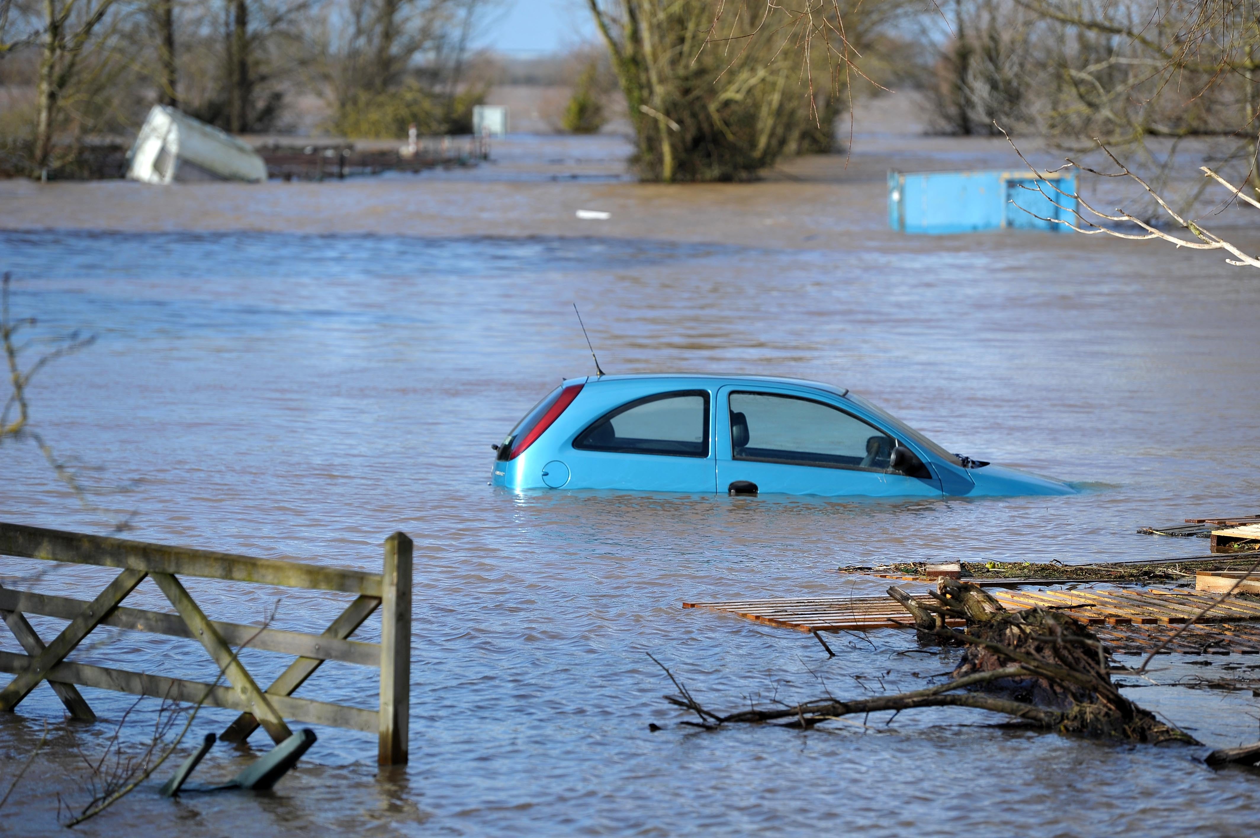 Villages Along The Thames Swamped As River Surges In Britain S Latest