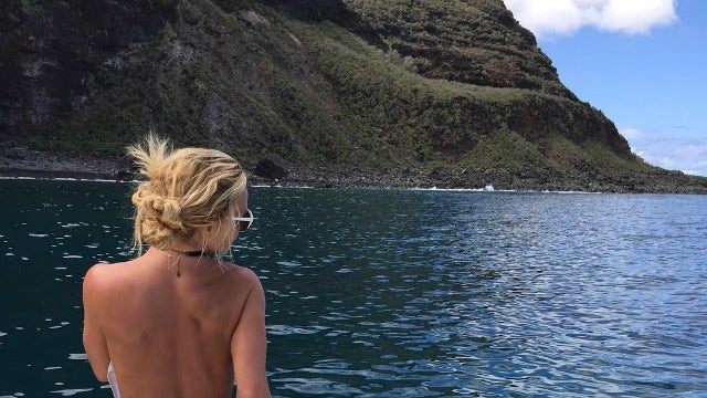 Britney Spears Ditches Bikini Top On Vacation In Hawaii Fox News