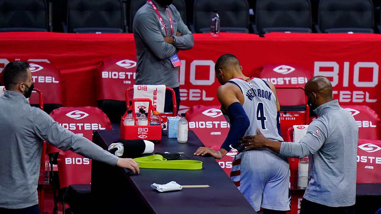 Simmons leads 76ers past Wizards; Westbrook injured 1 Simmons leads 76ers past Wizards; Westbrook injured