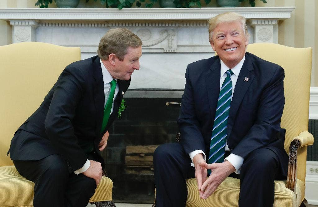 Pemimpin Irlandia menekan Trump pada imigran ilegal Irlandia