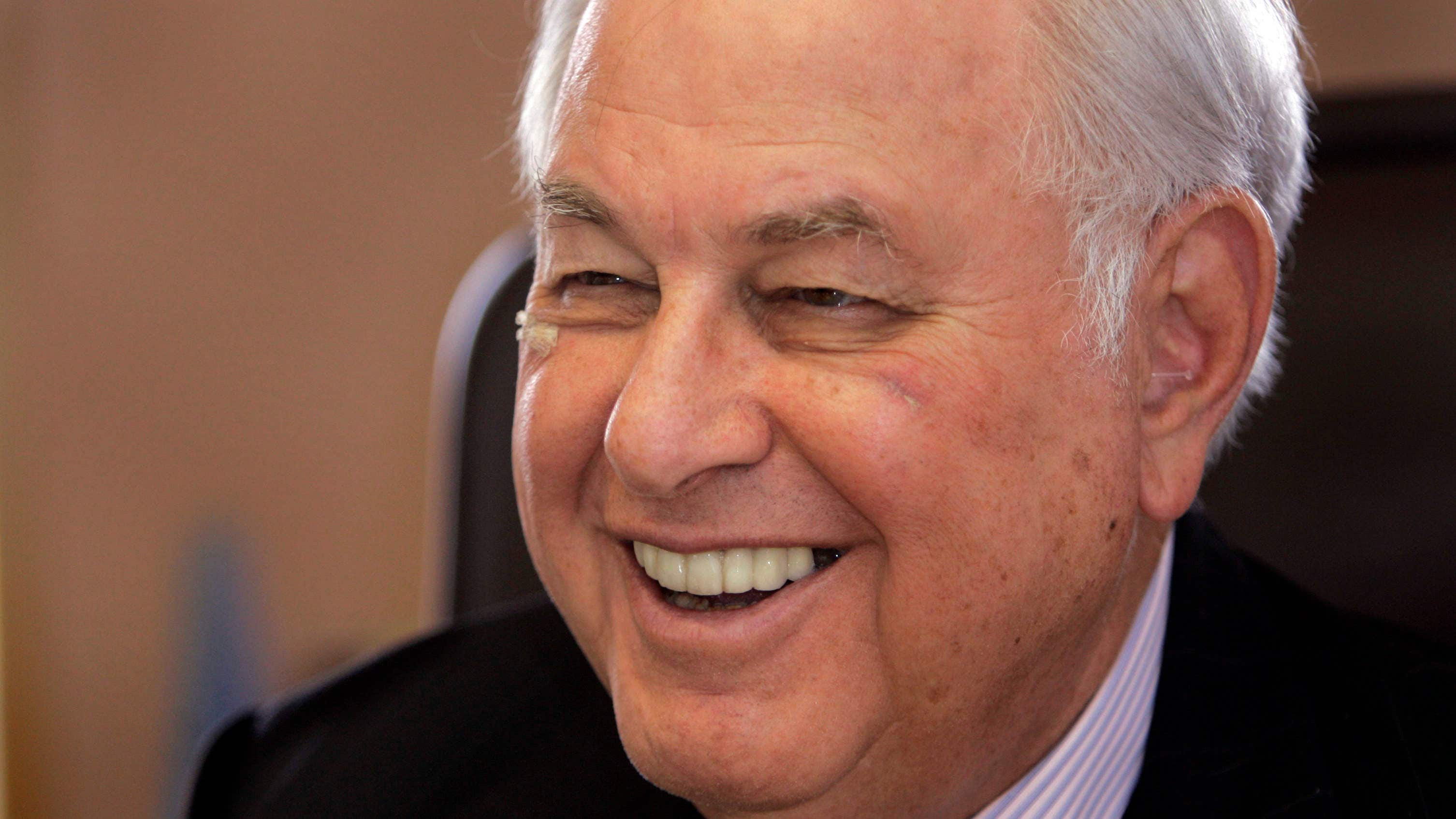 Michigan billionaire A. Alfred Taubman dies at 91 | Fox News