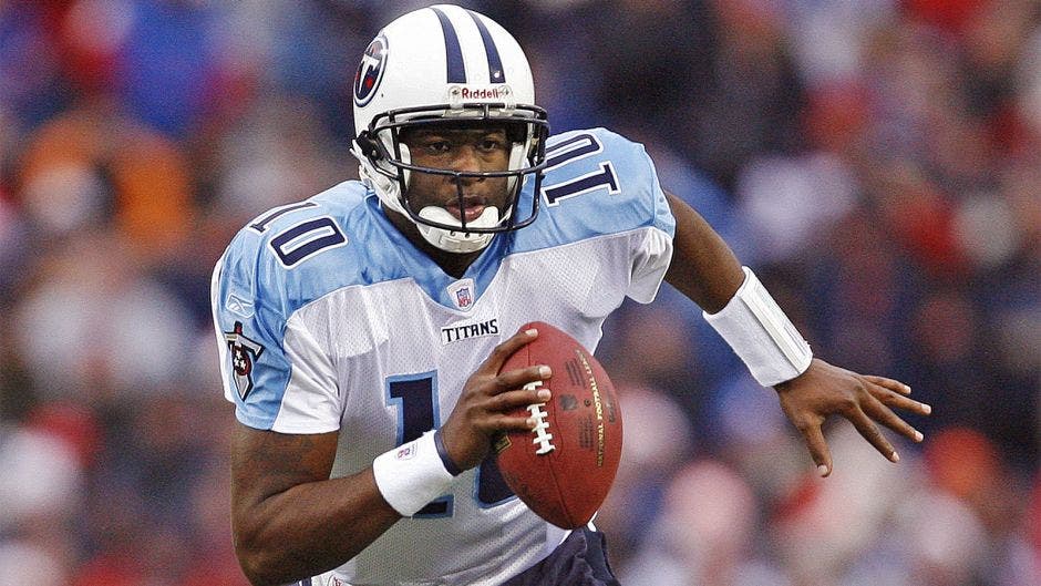 2006 Press Paaa SE Football Vince Young CL #40 Tennessee Titans