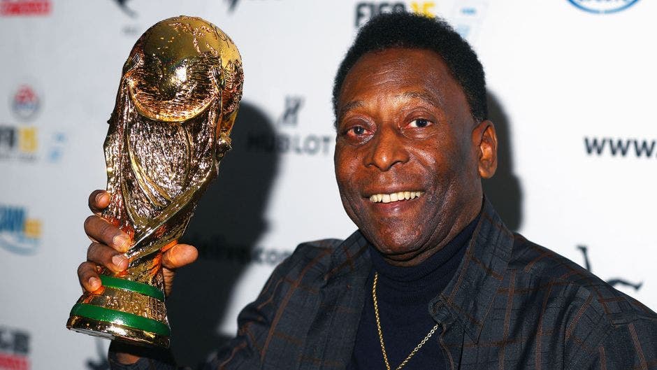 Sick football fans cash in on Pele's death by flogging memorabilia