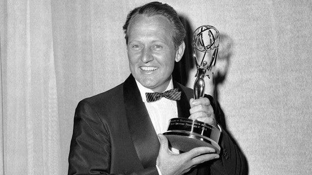 Pembawa acara TV Art Linkletter meninggal pada usia 97 tahun