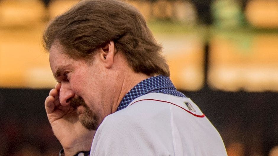 Wade Boggs 'back home' as his No. 26 is retired at Fenway Park