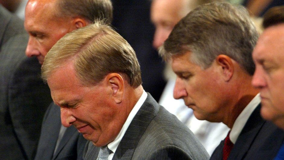 Former Baylor hoops coach Dave Bliss knows the pain of a Bears scandal