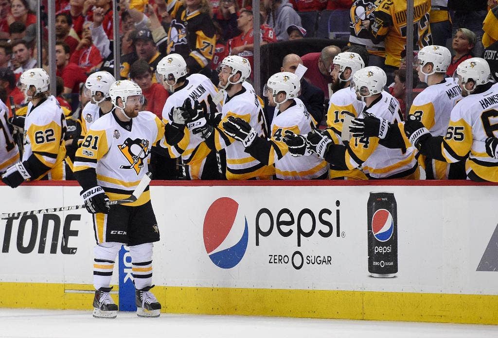 Penguins voluntarily sideline 9 players as NHL camps open