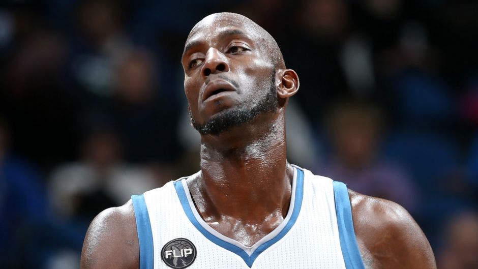 Why isn't Kevin Garnett's number retired by the Timberwolves?