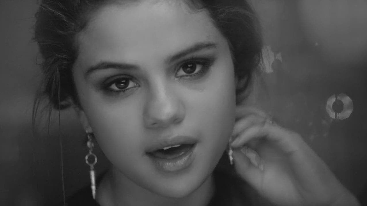 Selena Gomez sings about heartache in new video - is it, you know ...