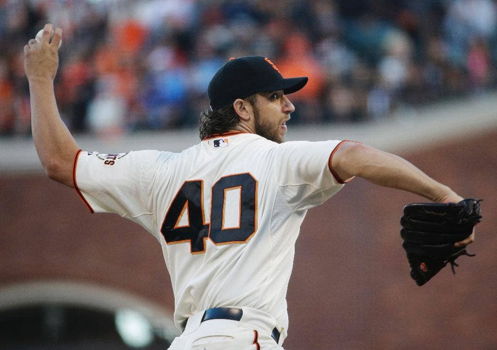 Dia bukan gelandangan: Bumgarner mendominasi lagi, Giants Top Royals 5-0 untuk memimpin 3-2 di World Series