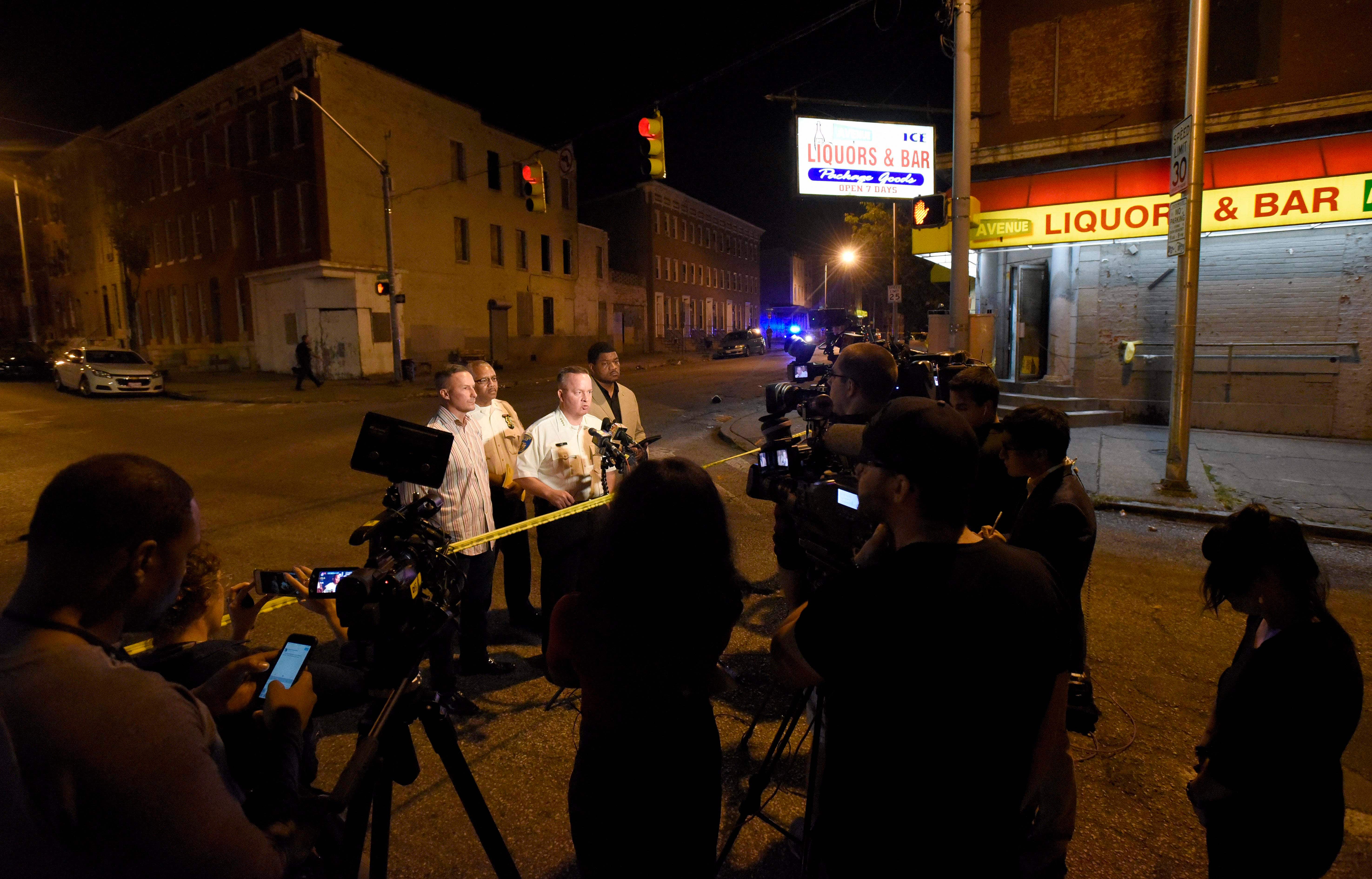 Baltimore Police Officer Wounded In Shooting, 3 Suspects At Large | Fox ...