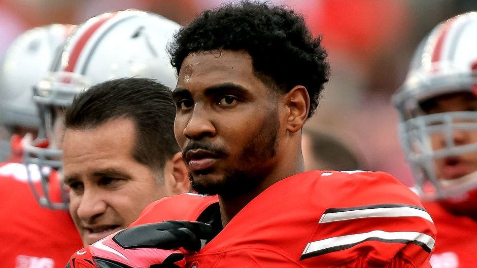 Braxton Miller's black Ohio State jersey has a slight error –  SportsLogos.Net News