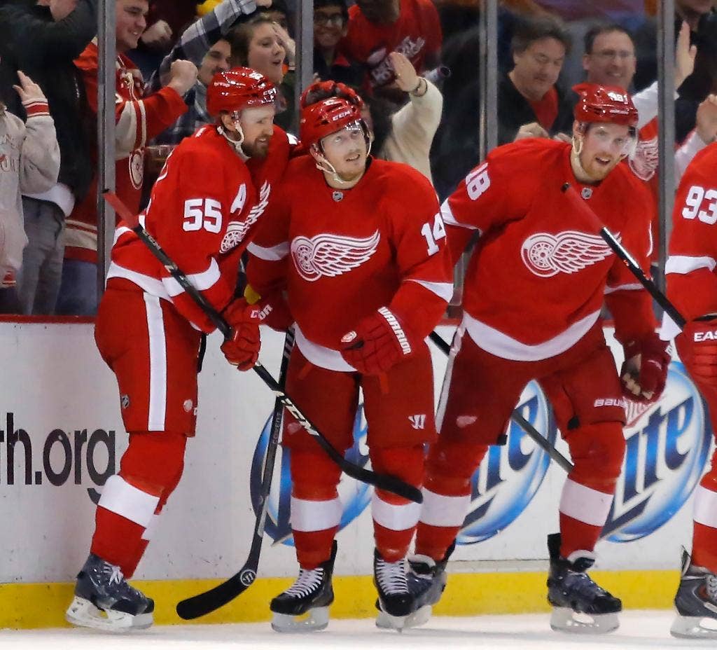 Gol OT Matt Moulson memberikan kemenangan Wild 4-3 atas Red Wings
