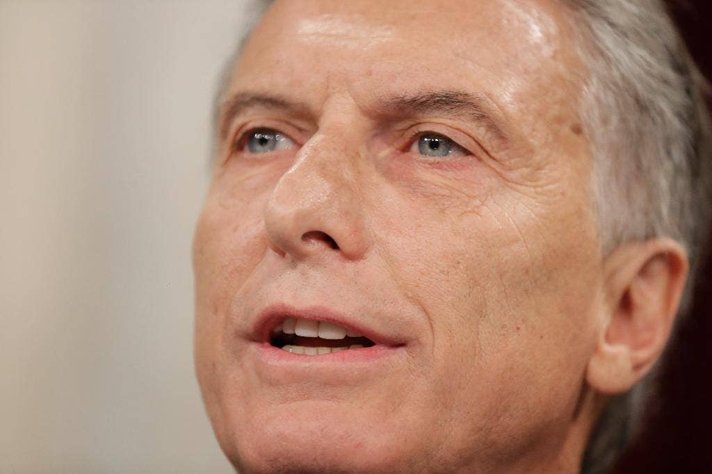 Presiden pembersihan Argentina, Macri, menemukan skandalnya sendiri