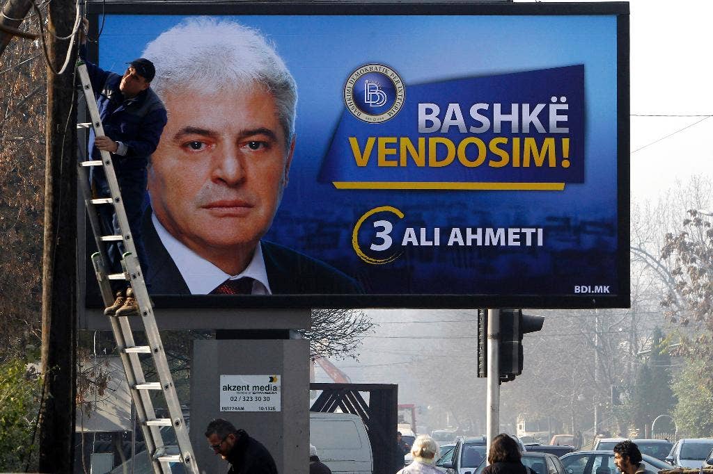 Makedonia akan mengadakan pemungutan suara lebih awal setelah tuduhan korupsi