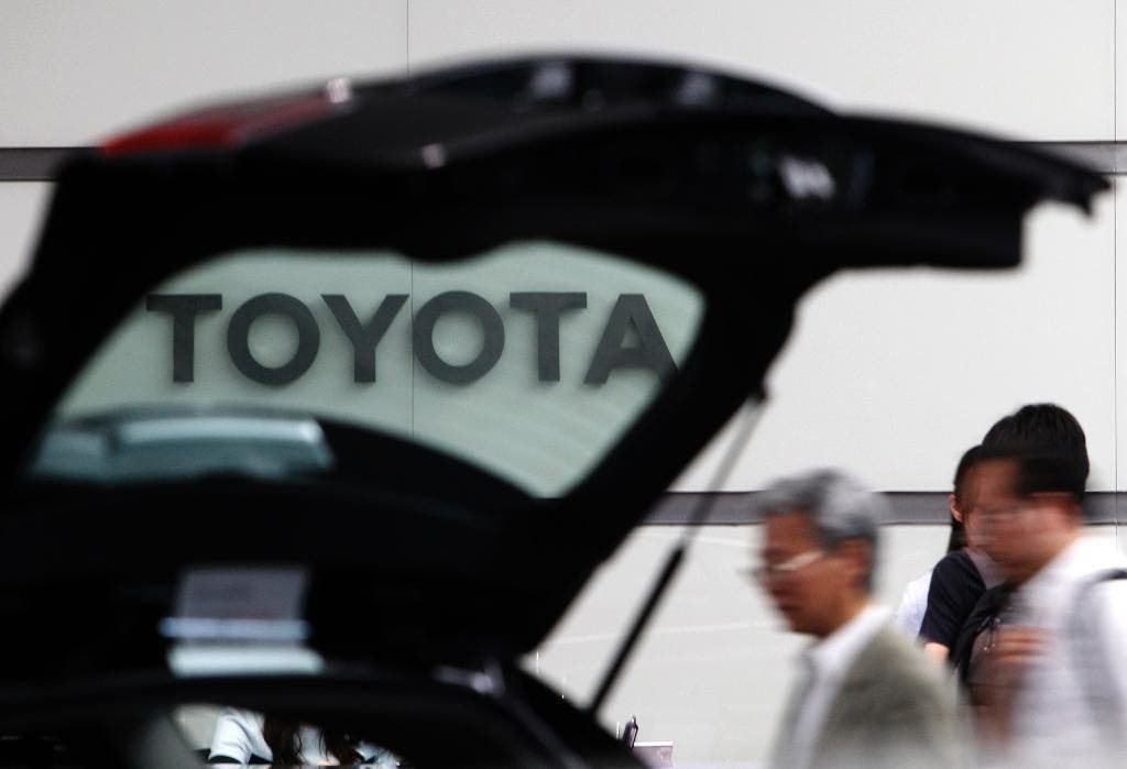 Saham Toyota jatuh setelah Trump men-tweet tentang rencana pabrik di Meksiko