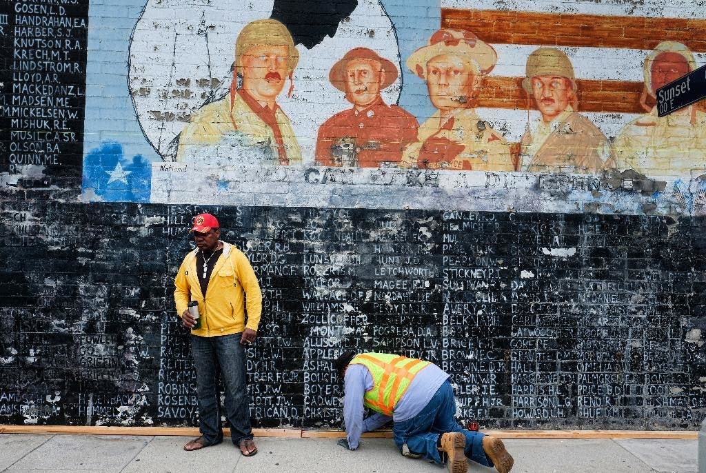 LA war memorial covered up after graffiti vandalism | Fox News