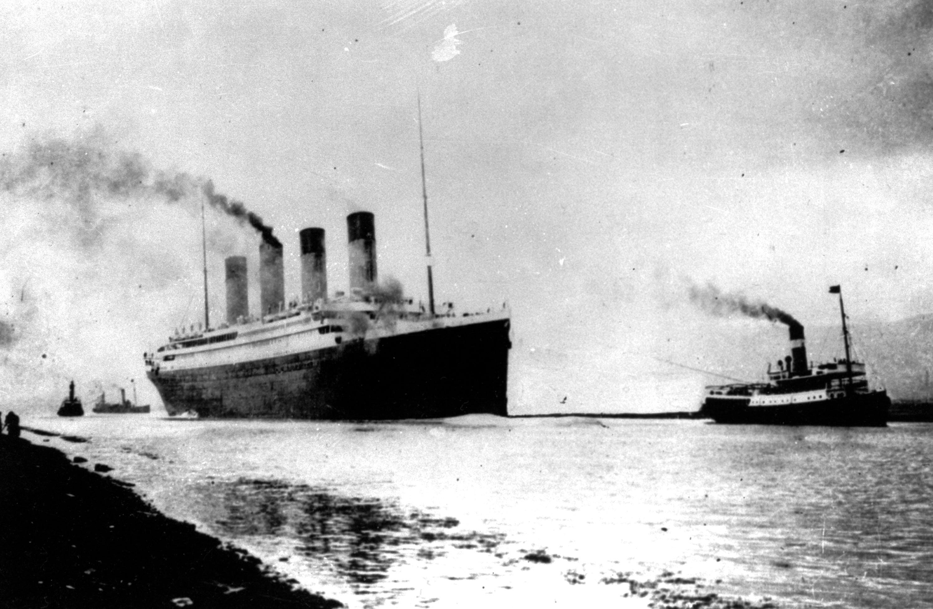 rms titanic sinking location