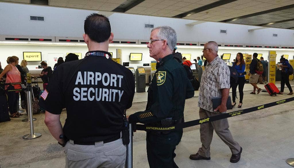 The fight starts at the airport in Florida because of masks
