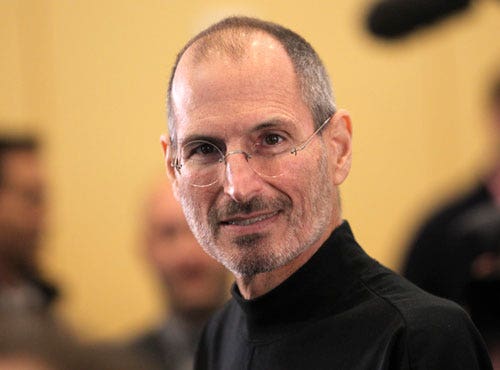 Obama, Clinton, Gore Memberikan Penghormatan kepada Steve Jobs di Webby Awards