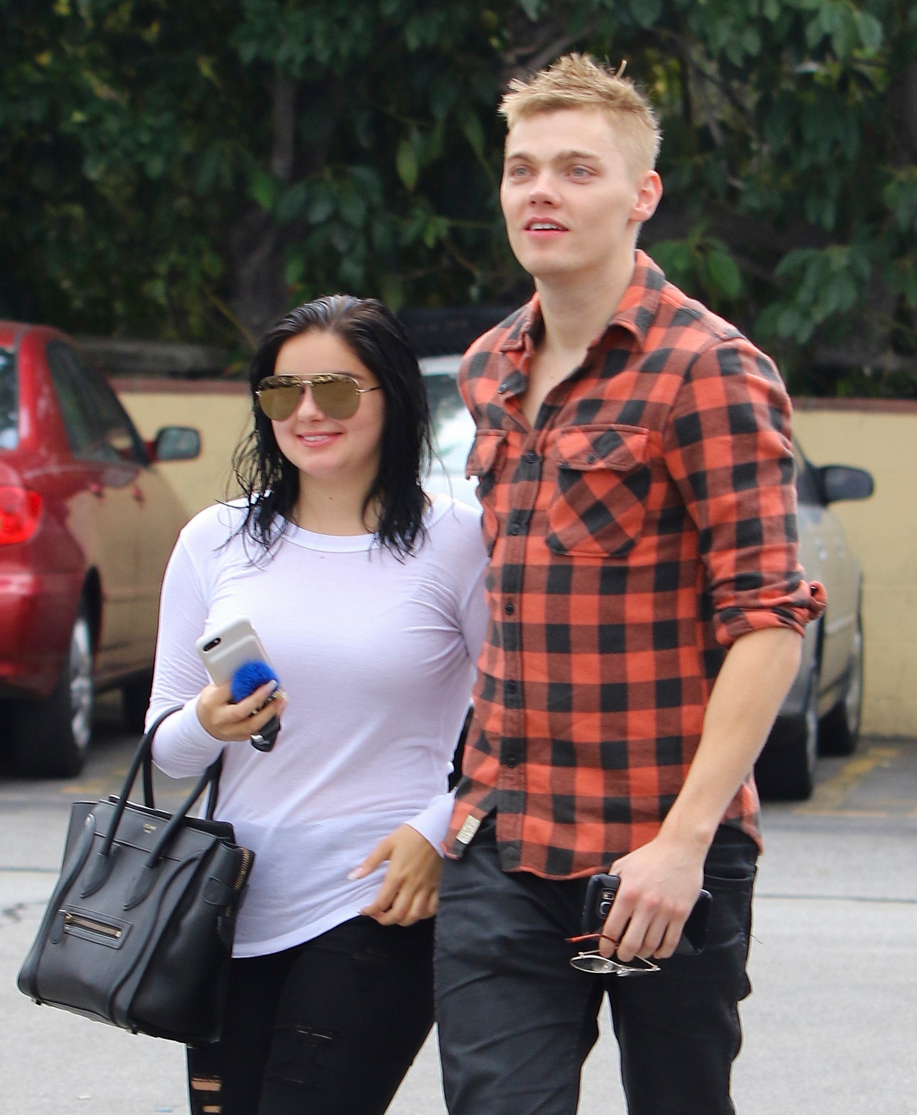 Ariel Winter shares pics from wild night out