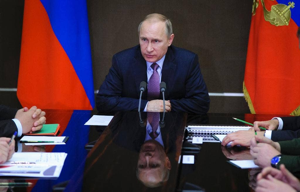 Putin warns Russia will respond to NATO missile shield | Fox News