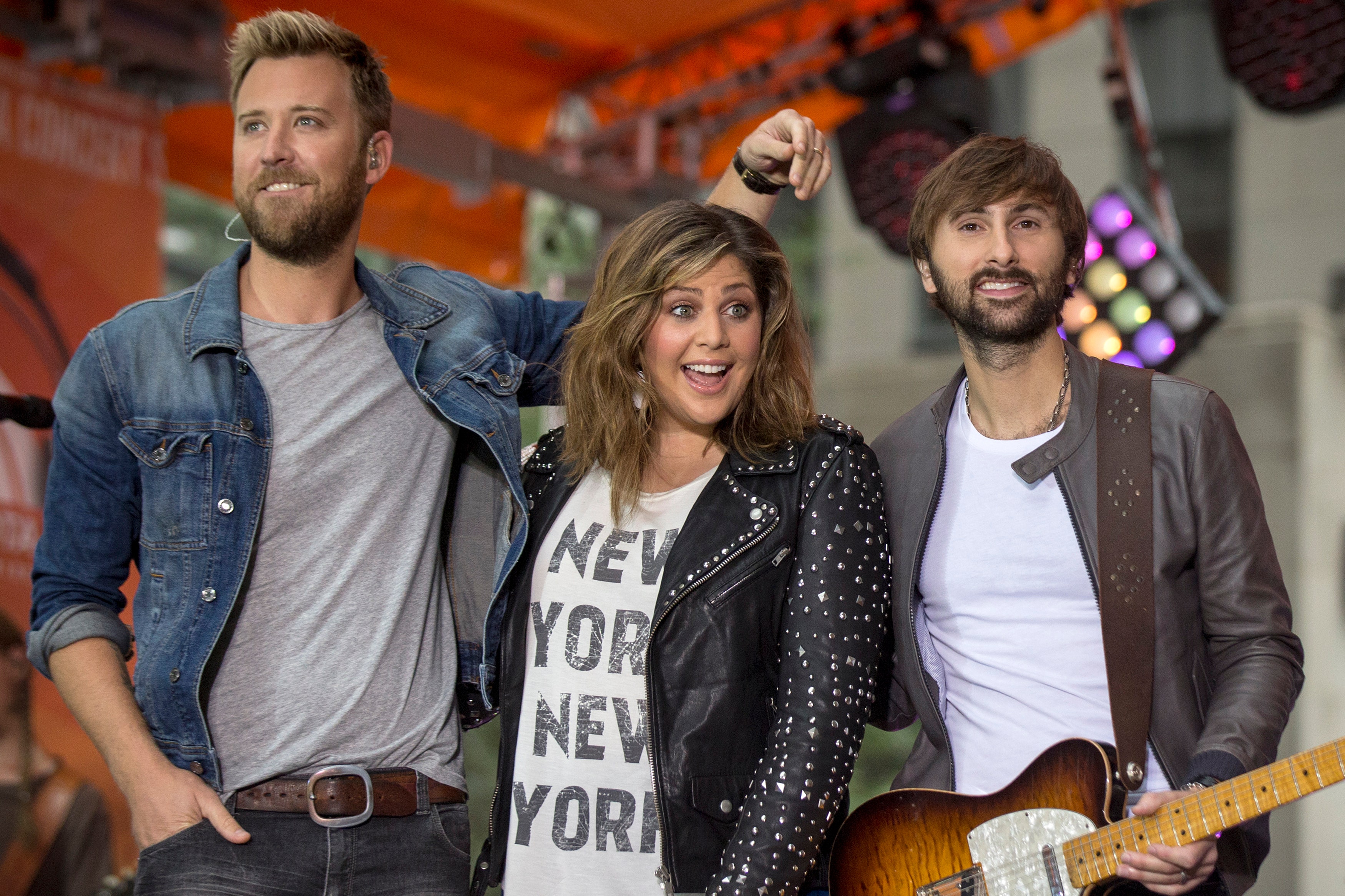 Lady Antebellum's Hillary Scott safe after tour bus catches on fire