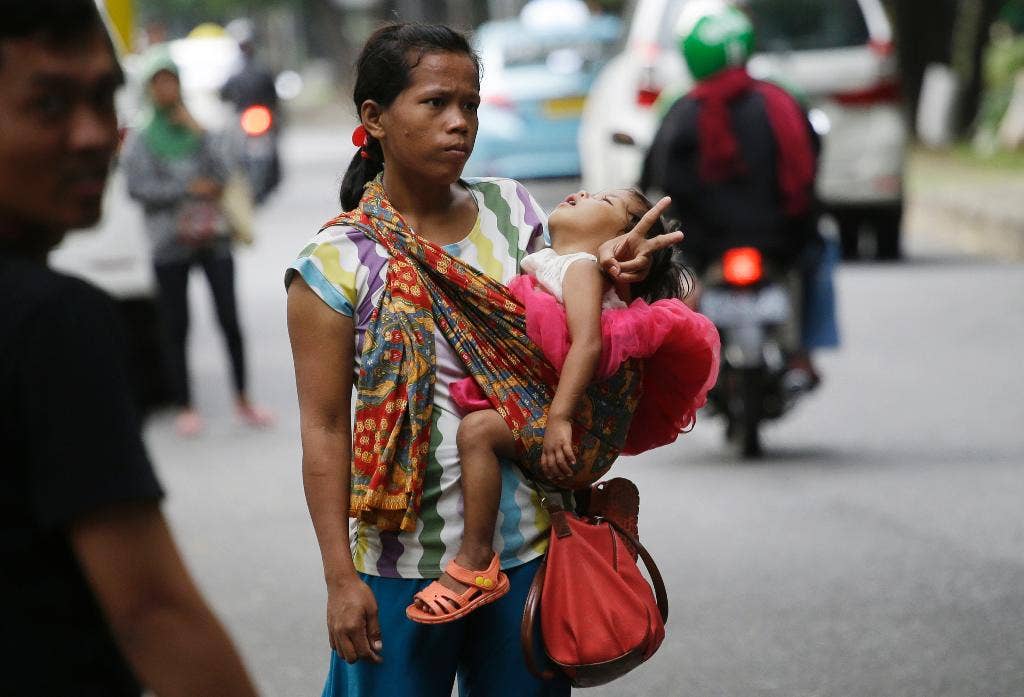 Lalu lintas macet di Jakarta untuk menghentikan carpooling pada jam-jam sibuk