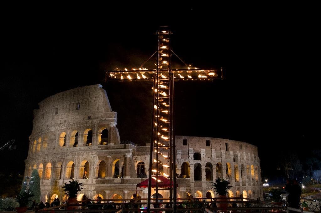 Pope Francis Presides Over Good Friday Colosseum Procession | Fox News