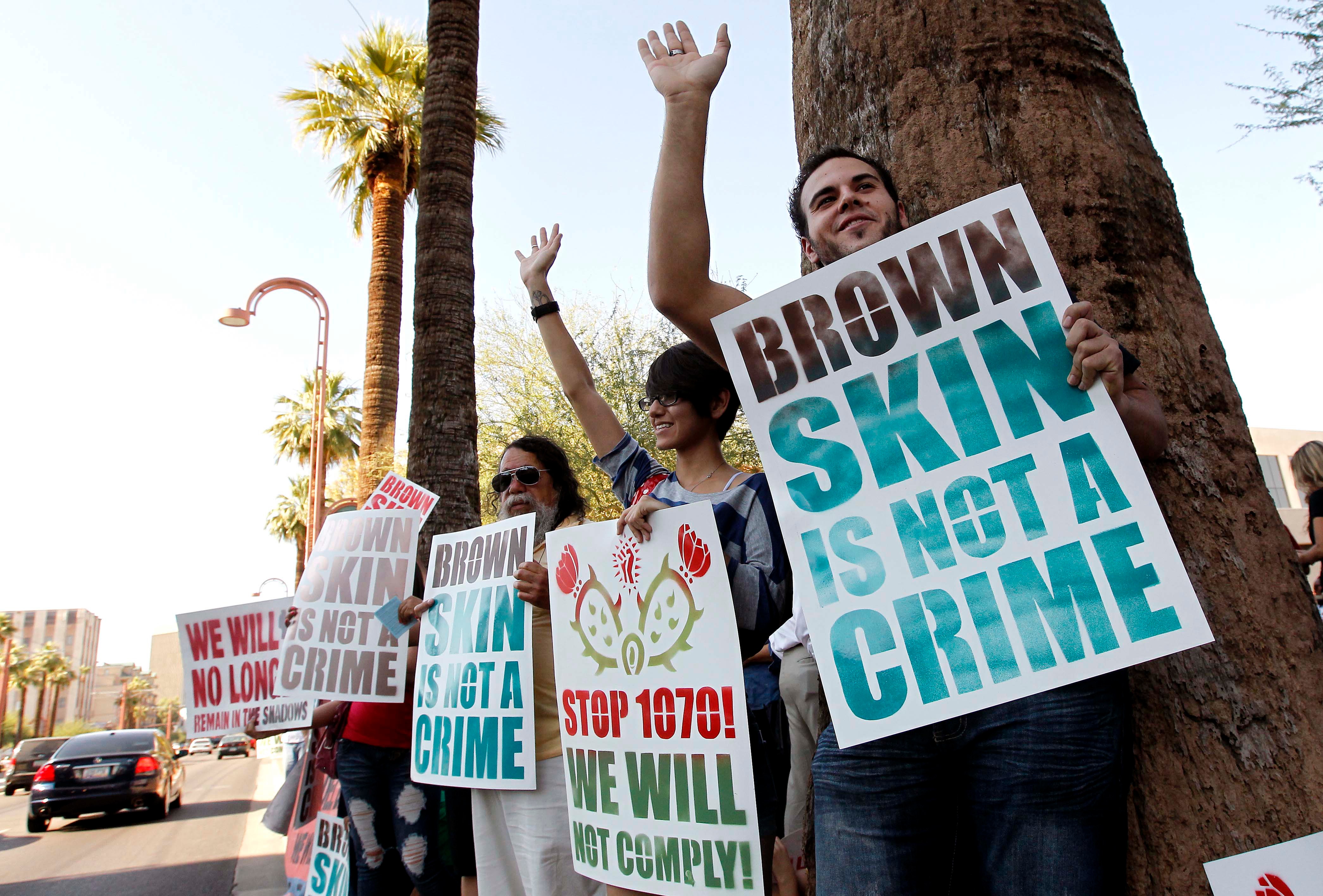 Arizona Immigration Law Opponents Push For Overturn Of 'Show Me Your ...