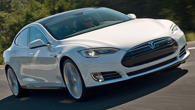 Tesla Motors unveils leasing program