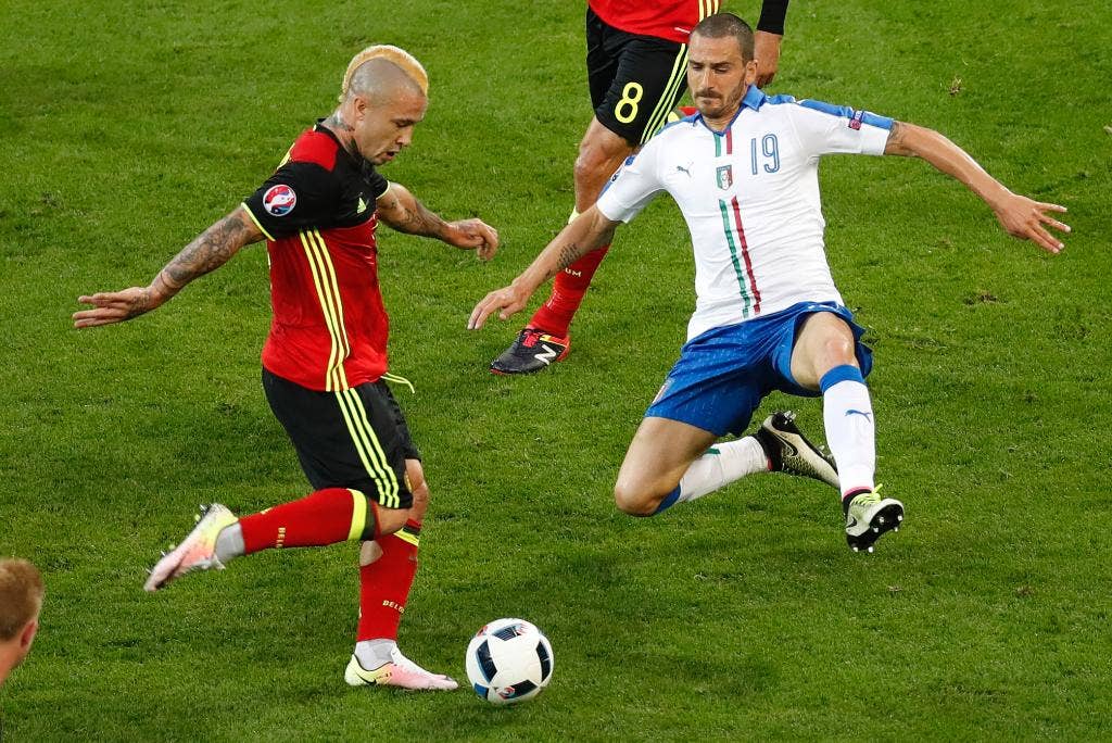 Bonucci bersinar di malam besar untuk tiga bek Italia