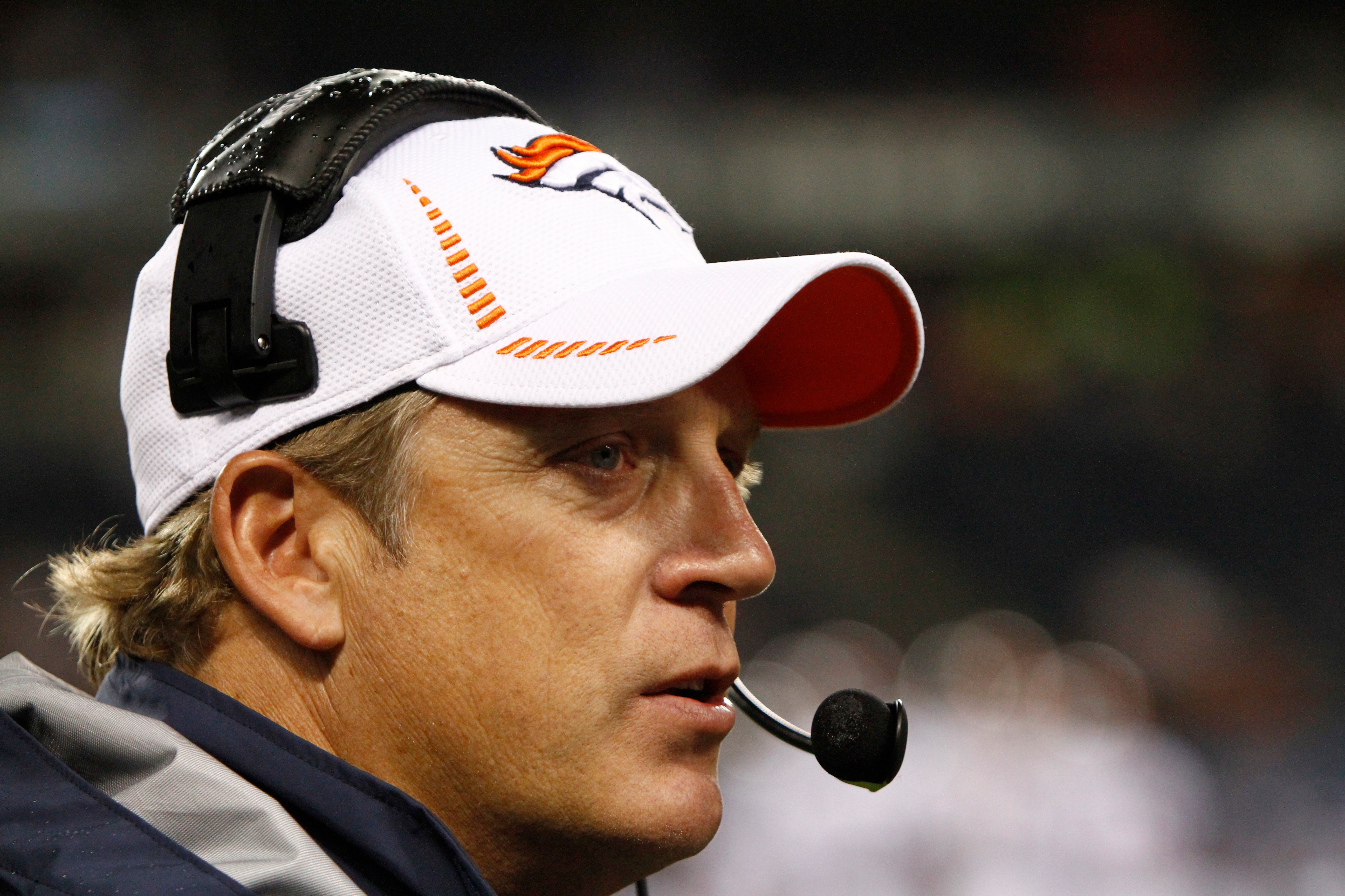 Broncos name Jack Del Rio interim head coach while John Fox