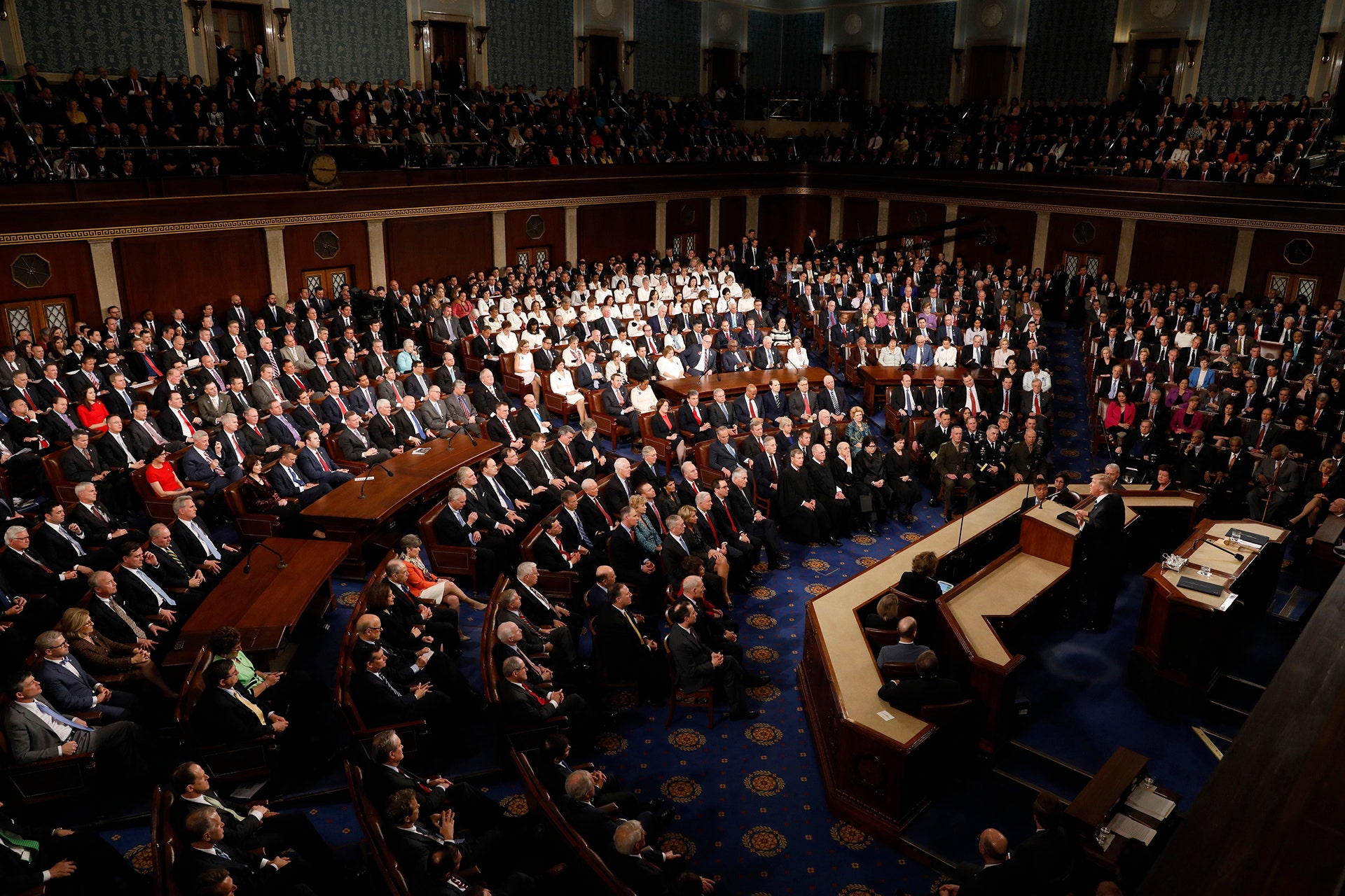 PHOTOS: Key moments of President Trump’s first address to Congress ...