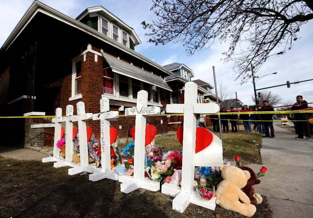 Suspects arrested in slayings of 6 family members in Chicago | Fox News