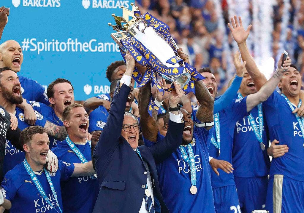 Penggemar Leicester terus merayakan gelar mereka yang tidak terduga