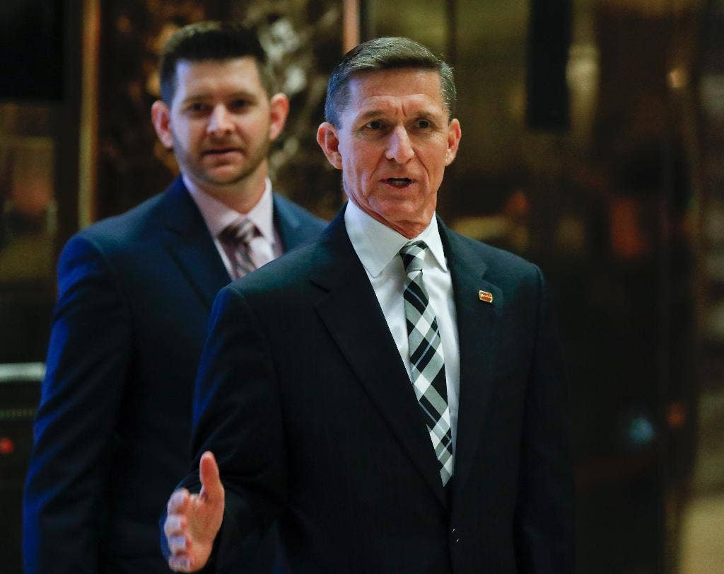Pengunduran Diri Michael Flynn: Garis Waktu