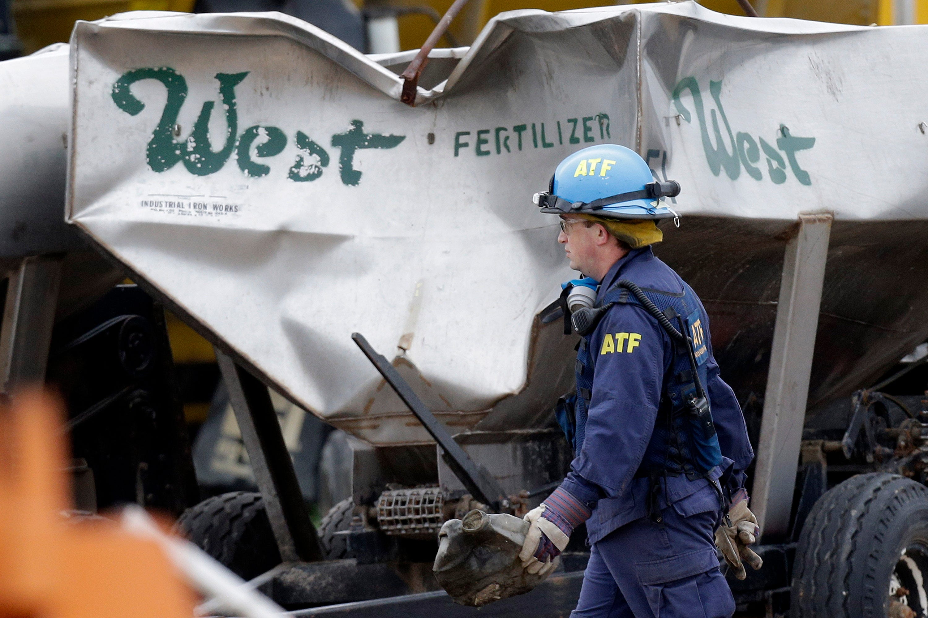 Texas fertilizer plant that exploded targeted by thieves seeking