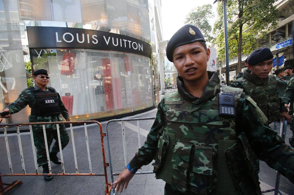 Pengeboman di Bangkok mencerminkan alat-alat baru, komplikasi baru dalam perjuangan panjang untuk menjaga keamanan kota-kota besar