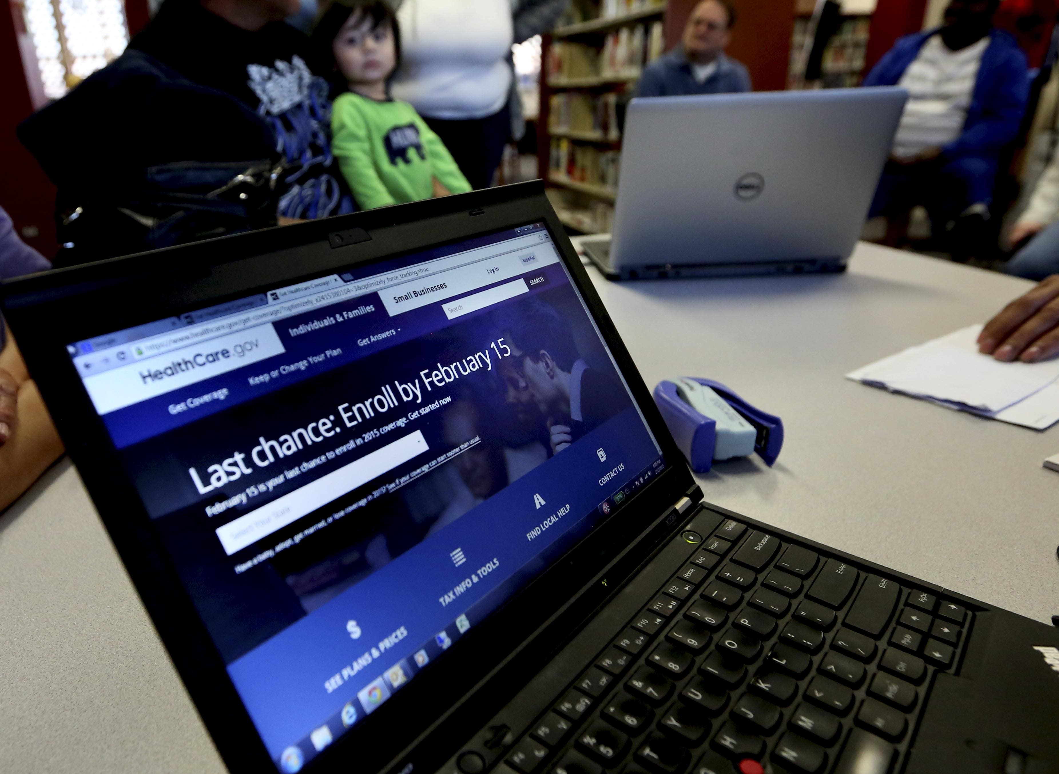 Health Enrollment Centers In Texas Target Latinos For Last Minute Obamacare Sign Ups Fox News