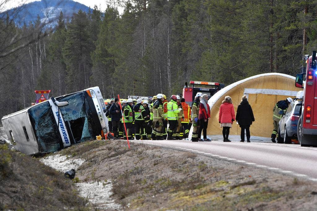 Swedish bus crashes, 25 reported injured, including children