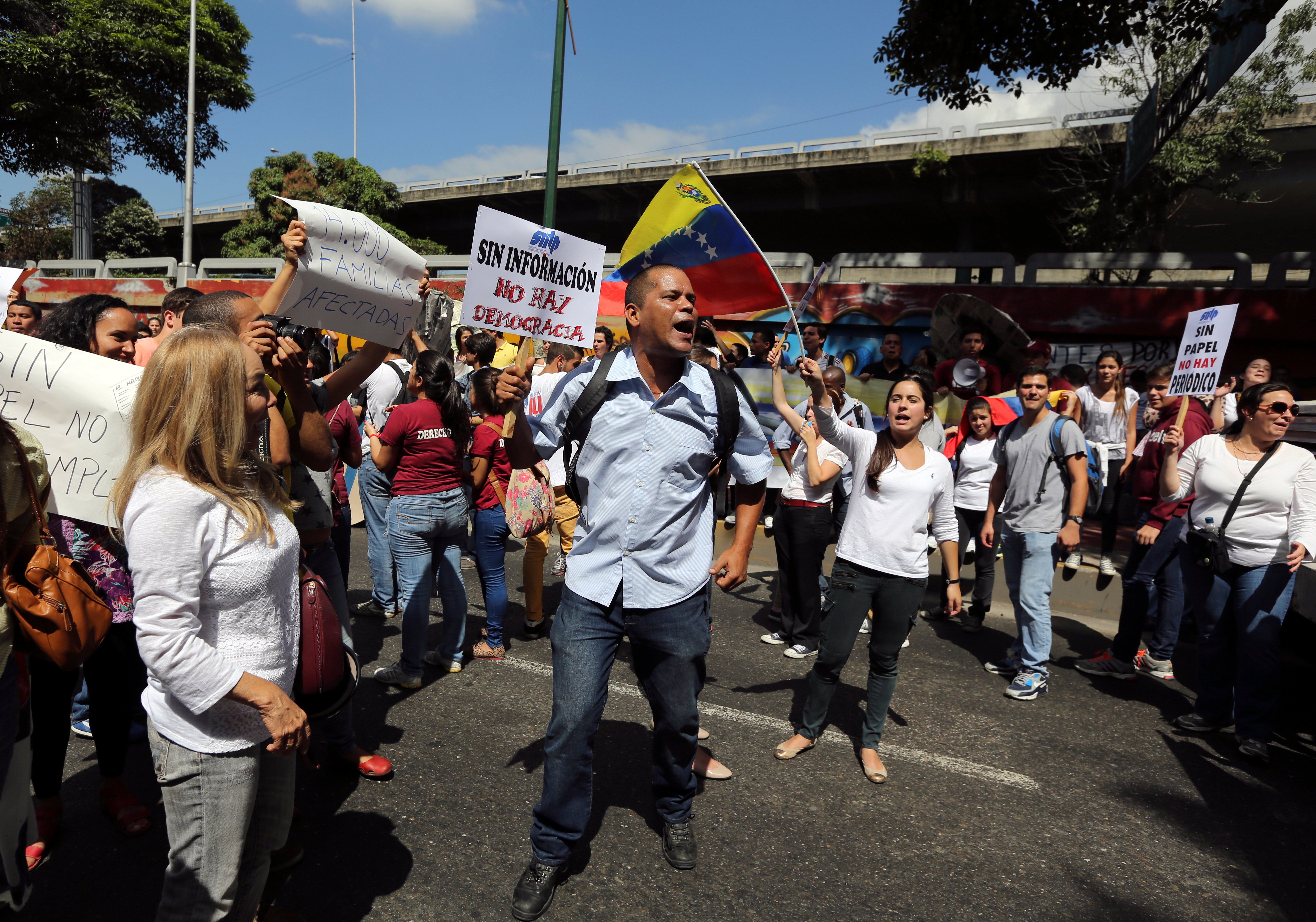 Venezuelan Anti-Government Protests Turn Violent, One Demonstrator Dead ...