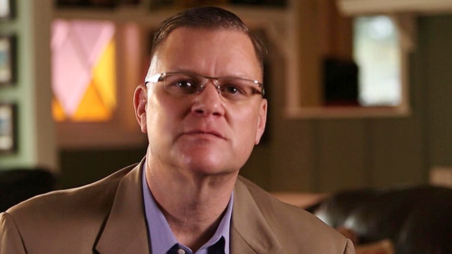 Pendeta Angkatan Laut disensor: ‘Jangan berdoa dalam nama Yesus’