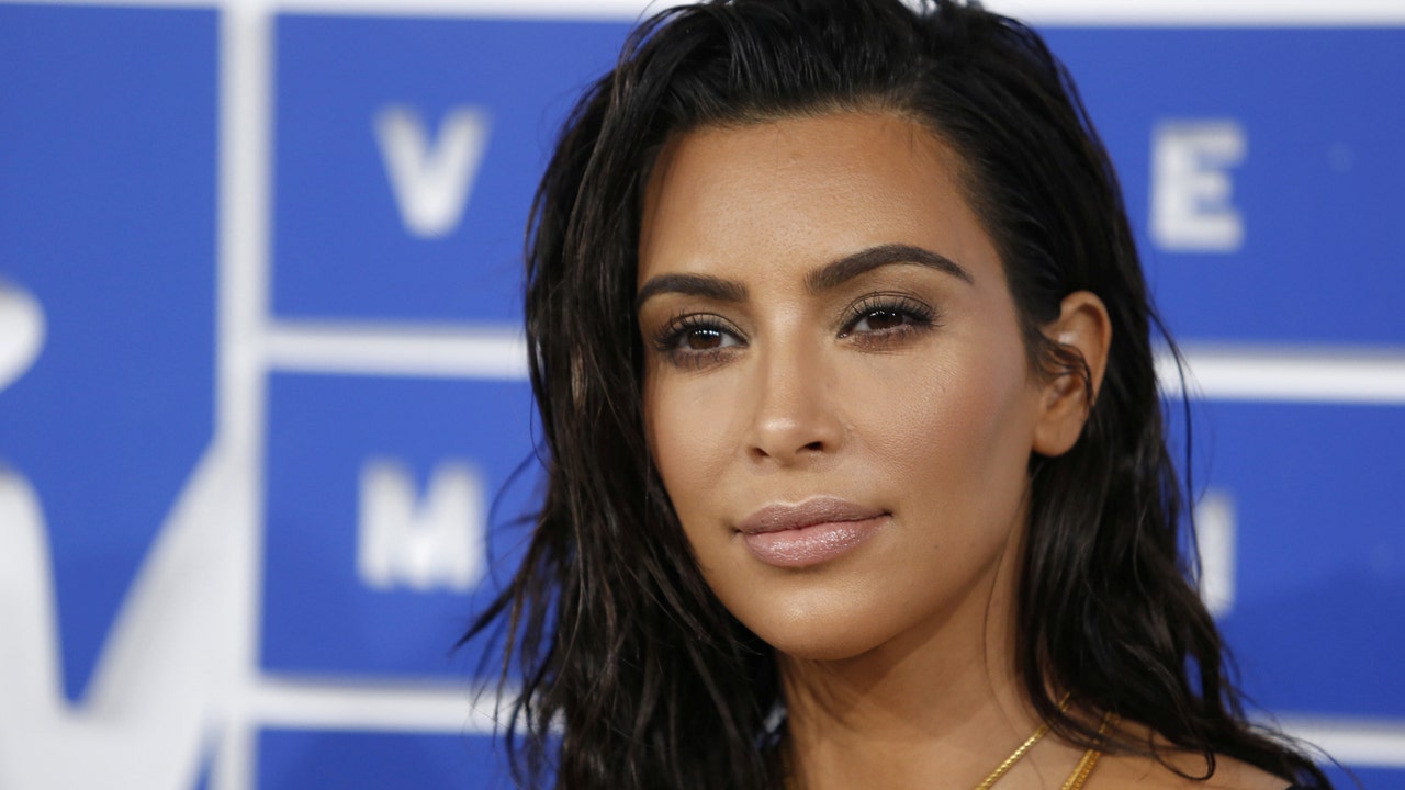 Kim Kardashian teases ‘Paw Patrol’ role at Kids’ Choice Awards amid Kanye West divorce