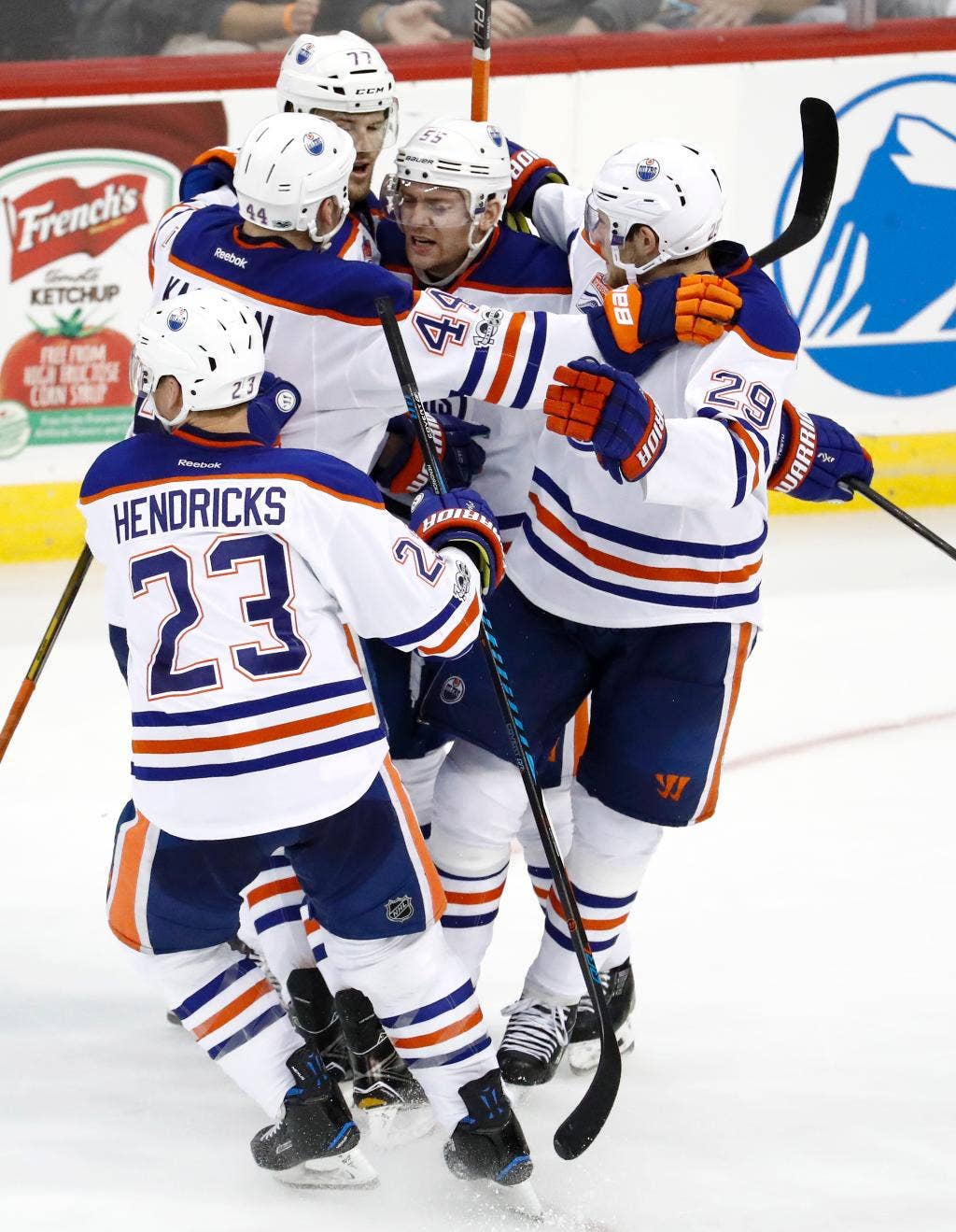 Letestu mencetak gol kemenangan PL, Oilers mengalahkan Setan 2-1