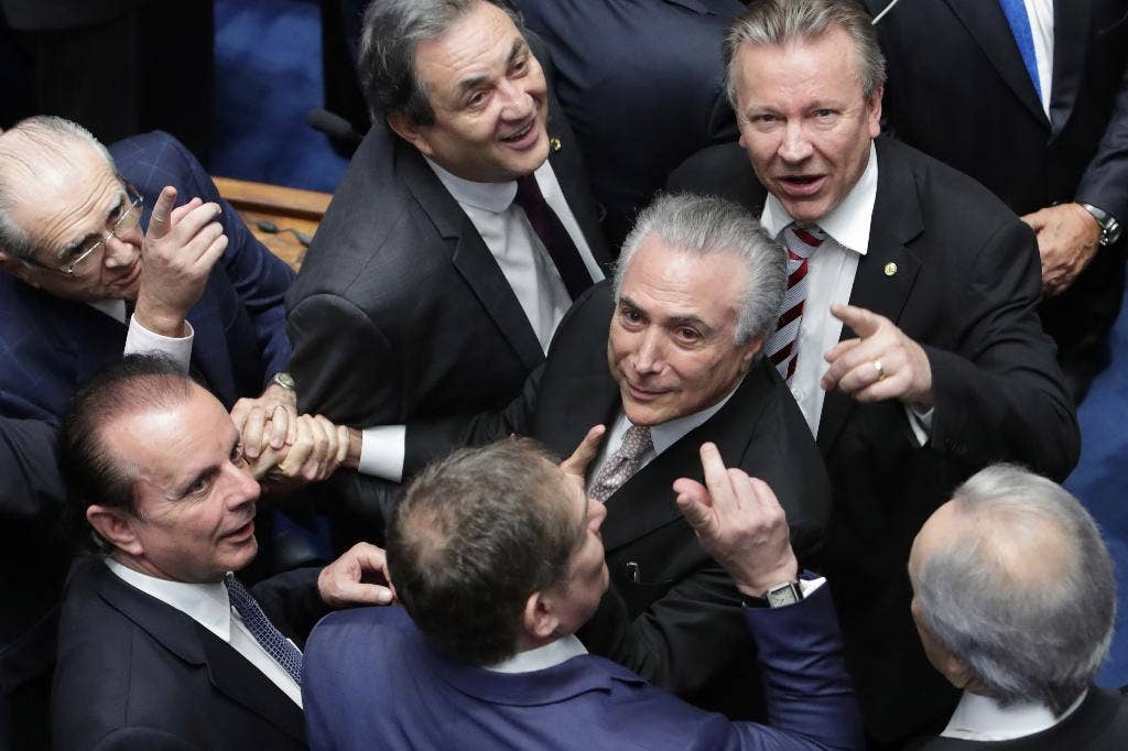 Dua minggu setelah menjabat, presiden baru Brasil menghadapi tantangan besar