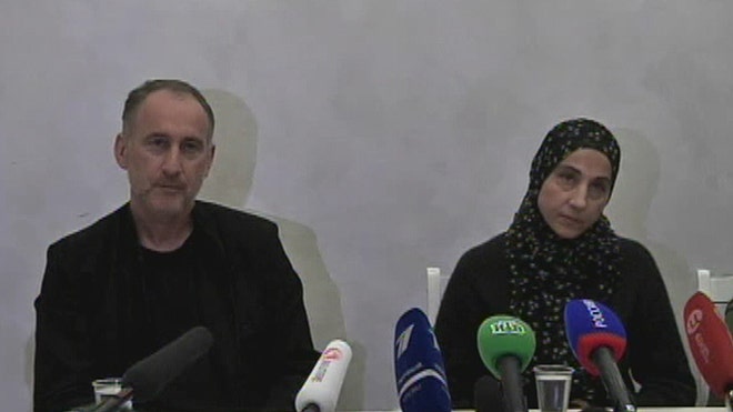 Ibu tersangka bom mengincar putranya yang teradikalisasi;  ada di database teror