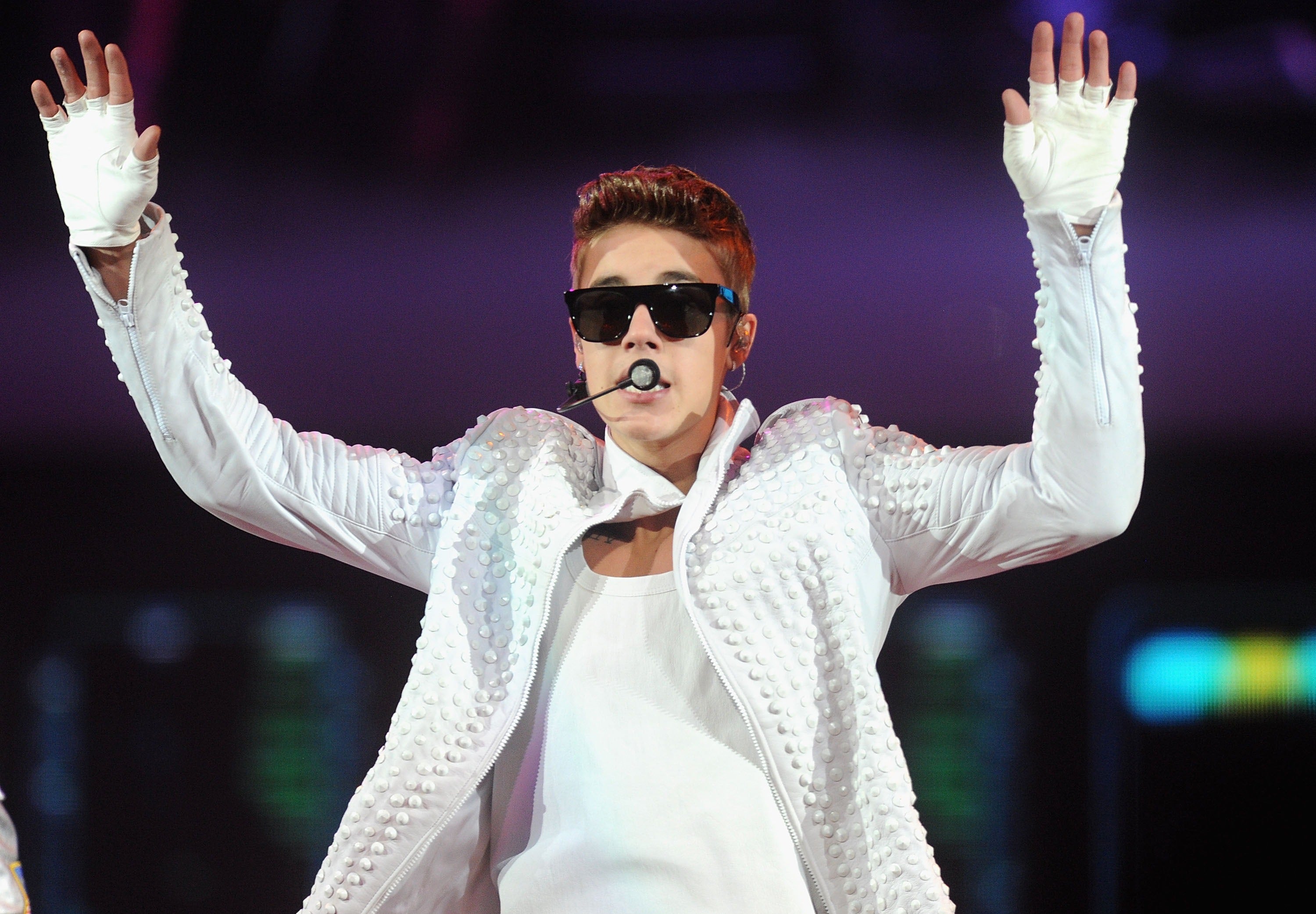 Justin Bieber Reportedly Caught On Video With Brazilian Prostitute