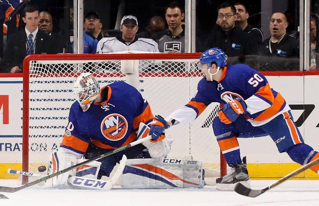 Lee mencetak 2 gol power play, Islanders mengalahkan Kings 4-2
