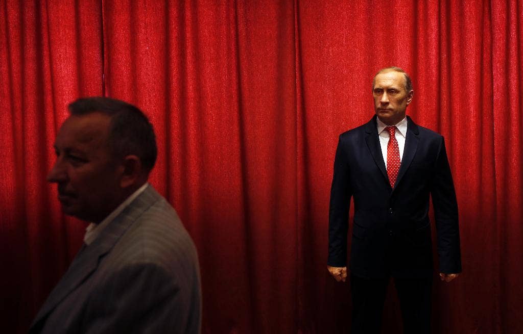 Pilihan Serbia Sebelum Suara Kunci: Rusia atau Barat